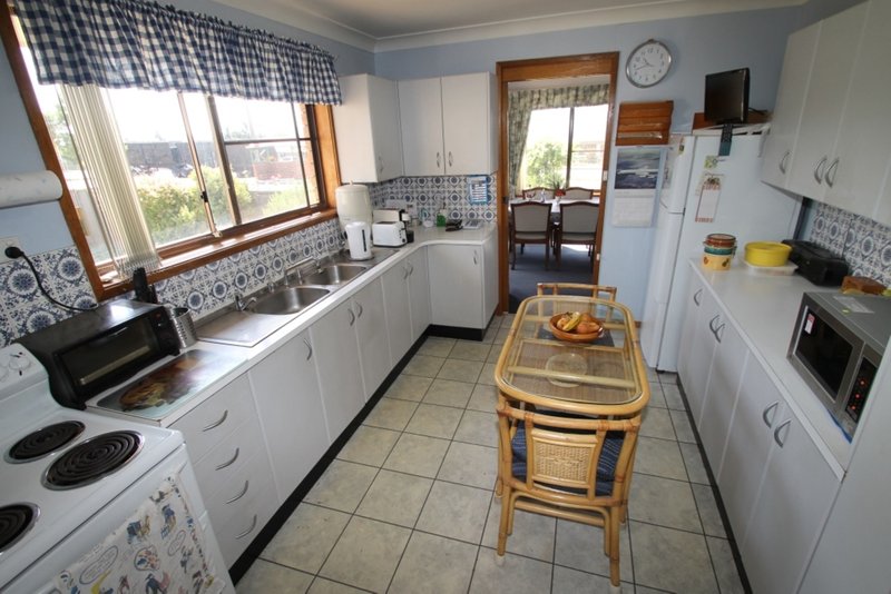 Photo - 202 Hawker Street, Quirindi NSW 2343 - Image 6