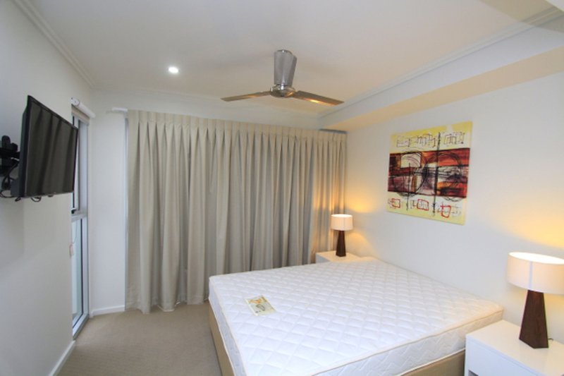 Photo - 20/2 Laurence Street, St Lucia QLD 4067 - Image 7