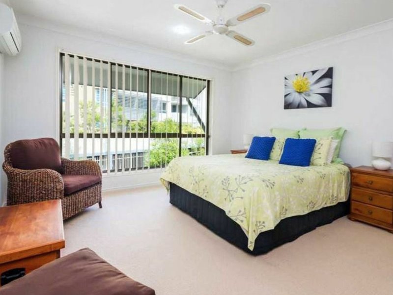 Photo - 20/2 North Shore Avenue, Varsity Lakes QLD 4227 - Image 6