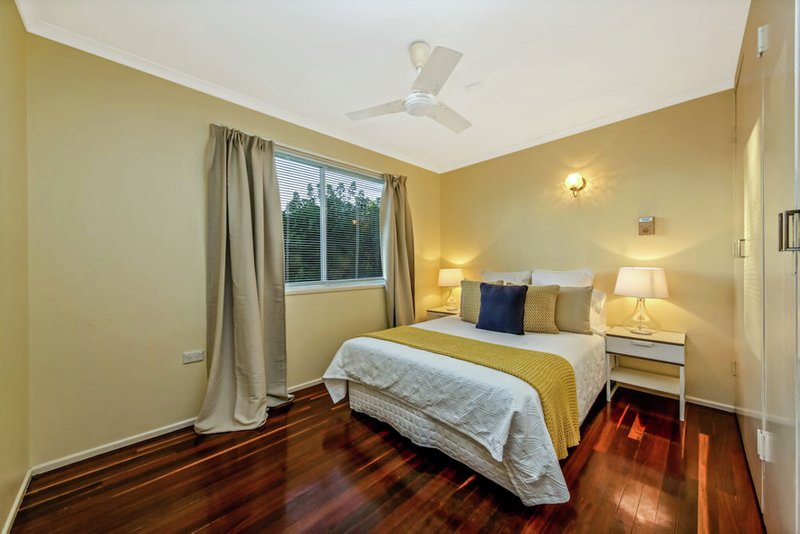 Photo - 202 Patricks Road, Ferny Hills QLD 4055 - Image 7