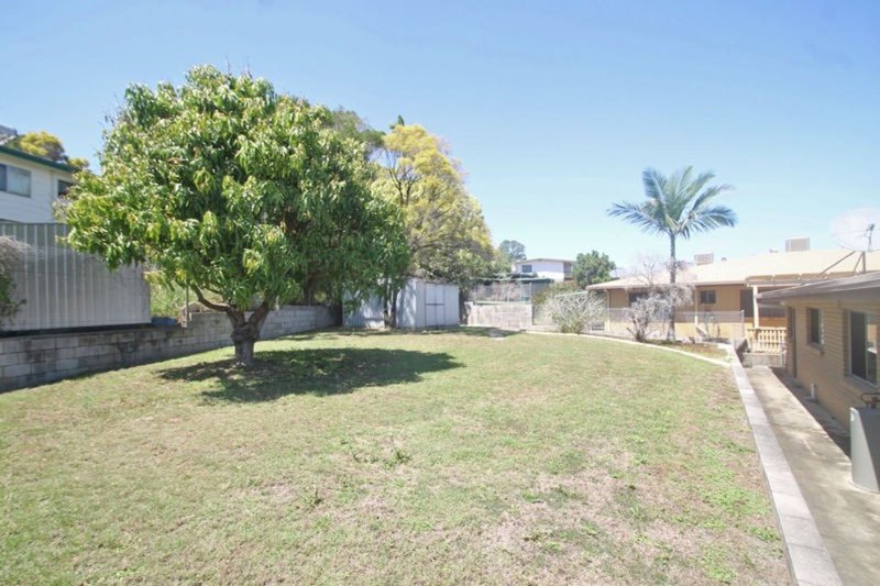 Photo - 202 Sun Valley Road, Kin Kora QLD 4680 - Image 14