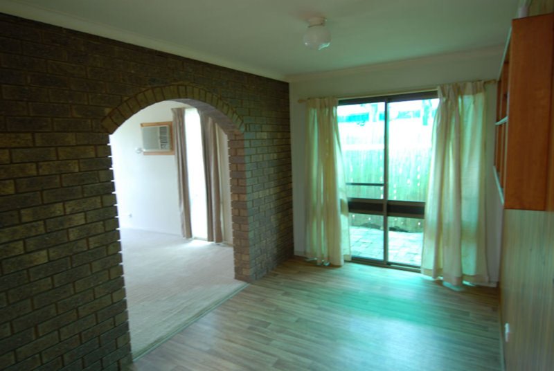 Photo - 202 Waring Street, Deniliquin NSW 2710 - Image 3