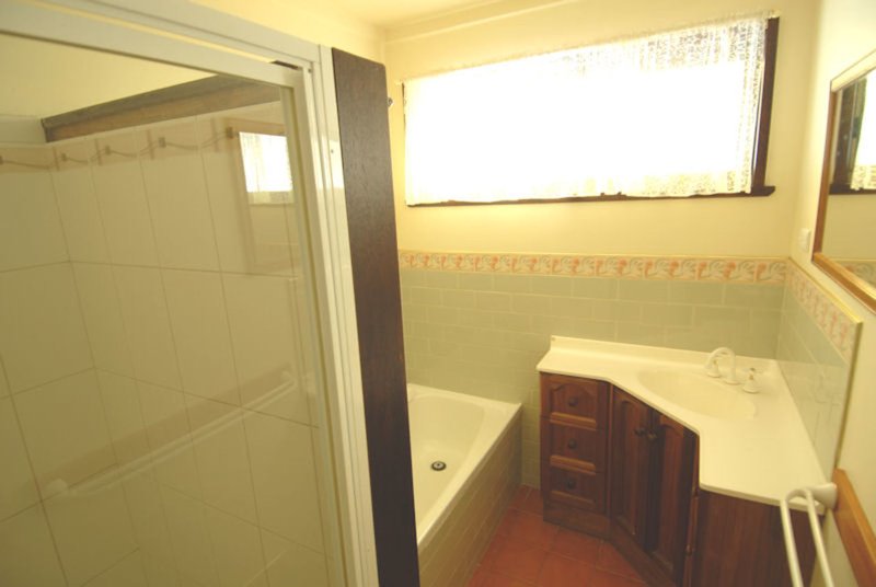 Photo - 202 Waring Street, Deniliquin NSW 2710 - Image 5