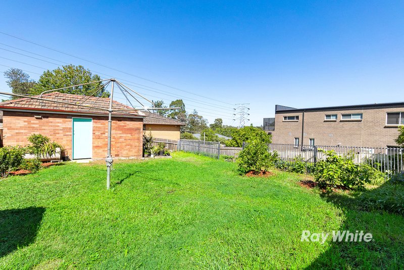 Photo - 202 Windsor Road, Winston Hills NSW 2153 - Image 9