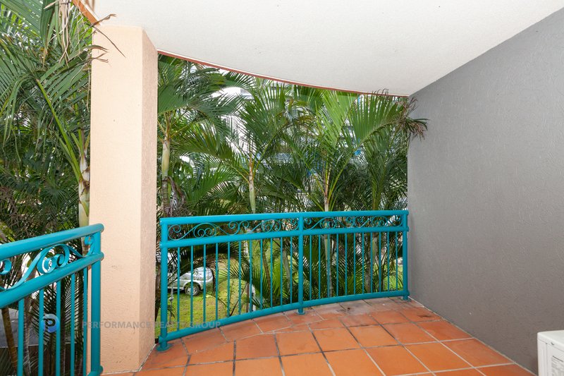 Photo - 20/20 Anne Avenue, Broadbeach QLD 4218 - Image 7