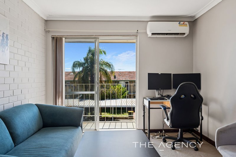 Photo - 20/20 Huckle Street, Tuart Hill WA 6060 - Image 4