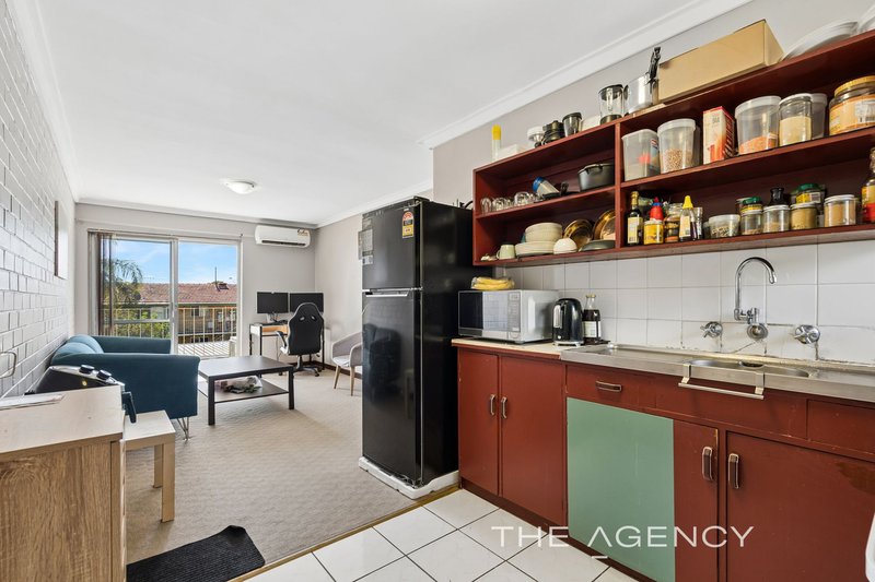 Photo - 20/20 Huckle Street, Tuart Hill WA 6060 - Image 7