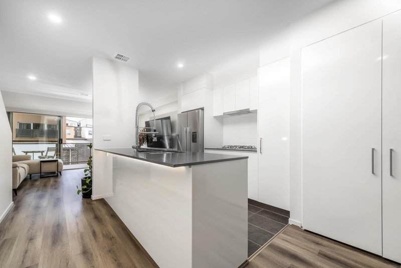 Photo - 20/20 Pumpurs Crescent, Taylor ACT 2913 - Image 2