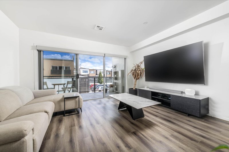 Photo - 20/20 Pumpurs Crescent, Taylor ACT 2913 - Image 7
