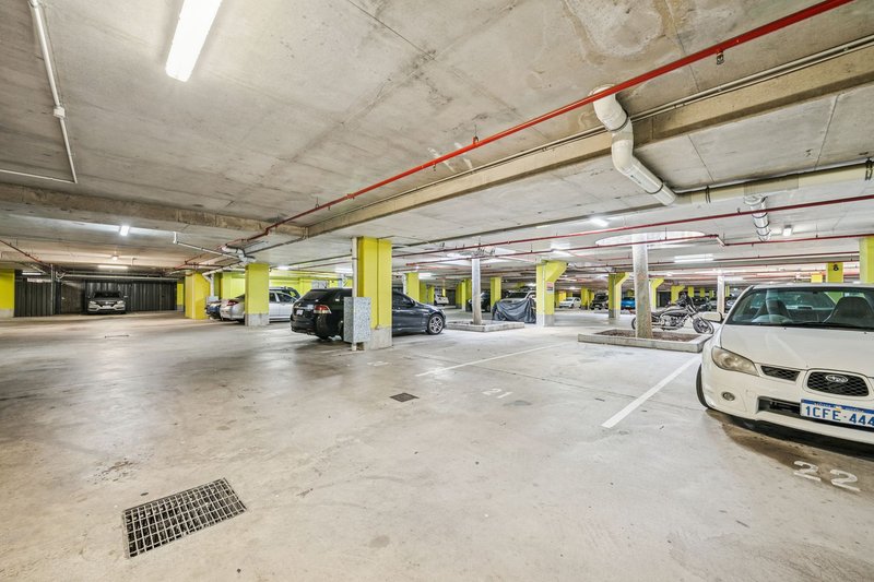 Photo - 20/20 Signal Terrace, Cockburn Central WA 6164 - Image 21