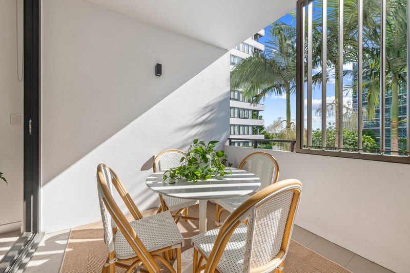 Photo - 20207/320 Macarthur Avenue, Hamilton QLD 4007 - Image 11
