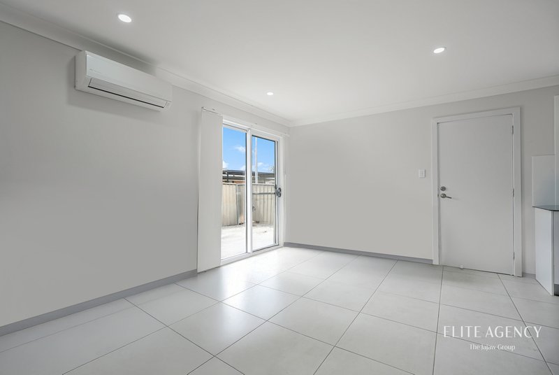 Photo - 20&20A Toucan Crescent, Plumpton NSW 2761 - Image 18