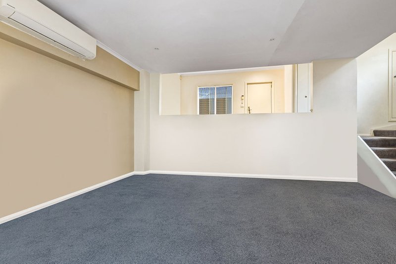 Photo - 20/21-25 Orth Street, Kingswood NSW 2747 - Image 5