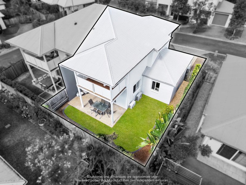 Photo - 20/21 Tripcony Place, Wakerley QLD 4154 - Image 1