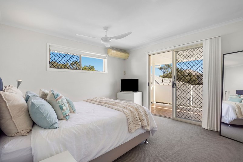 Photo - 20/21 Tripcony Place, Wakerley QLD 4154 - Image 8