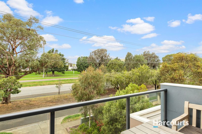 Photo - 202/1098 Stud Road, Rowville VIC 3178 - Image 3