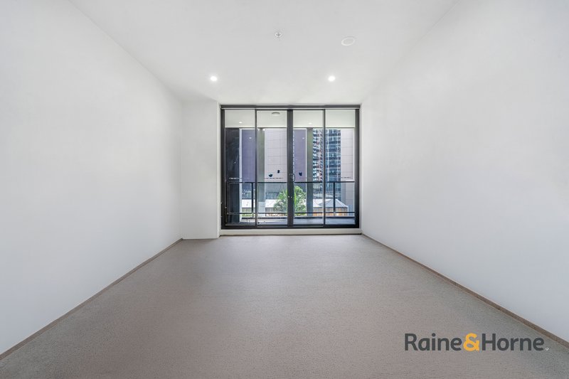 Photo - 202/11 Hassall Street, Parramatta NSW 2150 - Image 3