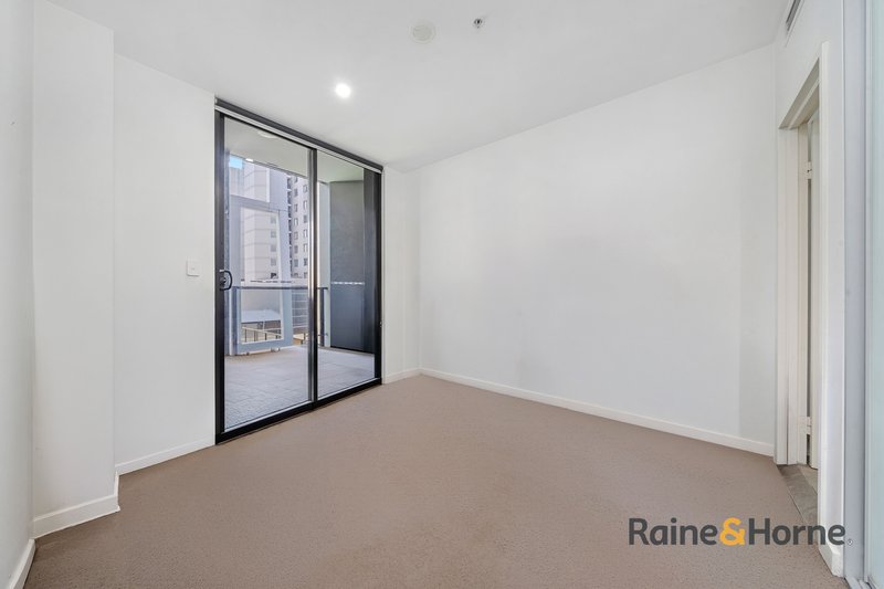 Photo - 202/11 Hassall Street, Parramatta NSW 2150 - Image 4