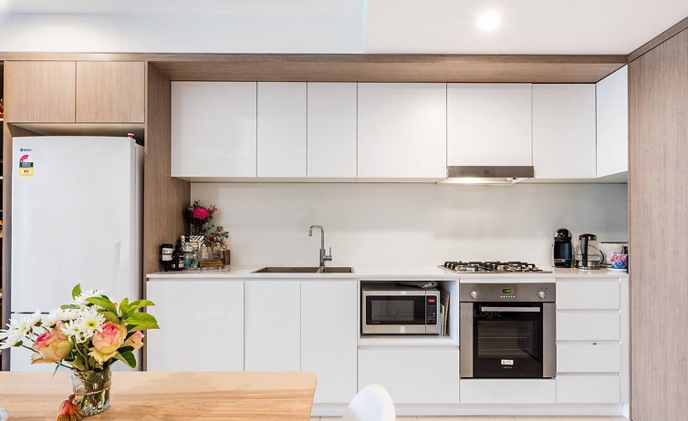 Photo - 2021/123 Cavendish Road, Coorparoo QLD 4151 - Image 3