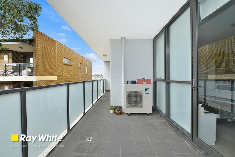 Photo - 202/11C Mashman Avenue, Kingsgrove NSW 2208 - Image 7