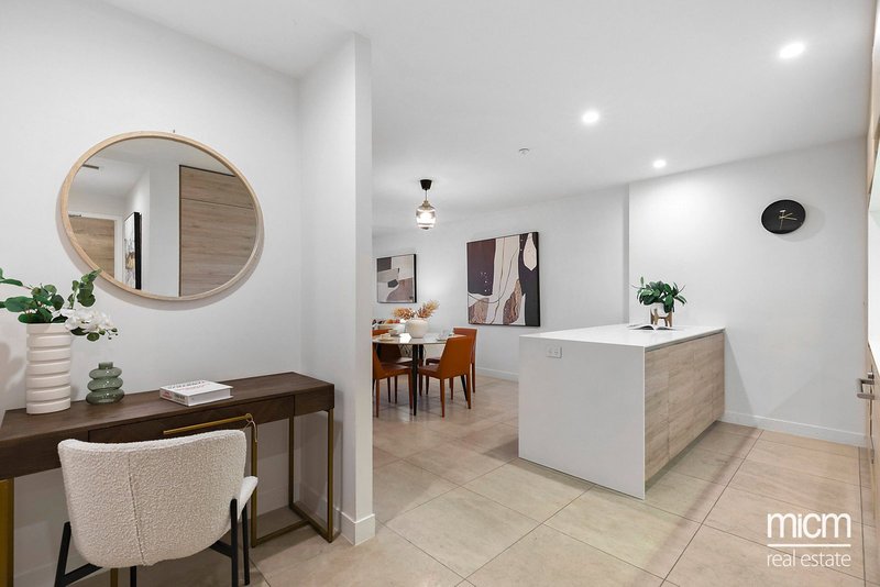 Photo - 202/12 Queens Road, Melbourne VIC 3004 - Image 4