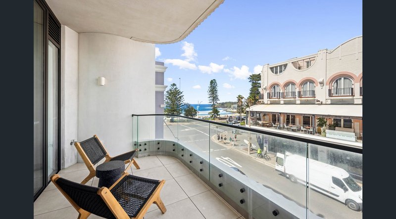 Photo - 202/124 Campbell Parade, Bondi Beach NSW 2026 - Image 4