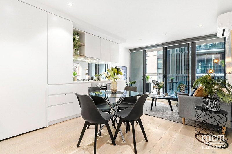 Photo - 202/130-154 Dudley Street, West Melbourne VIC 3003 - Image 3