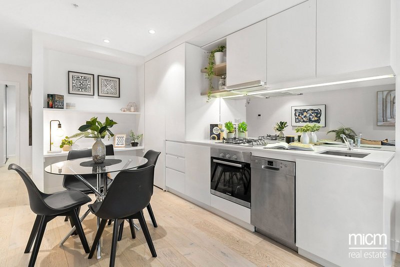 Photo - 202/130-154 Dudley Street, West Melbourne VIC 3003 - Image 4