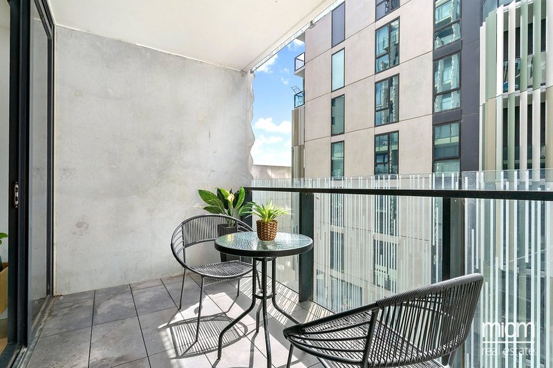 Photo - 202/130-154 Dudley Street, West Melbourne VIC 3003 - Image 7