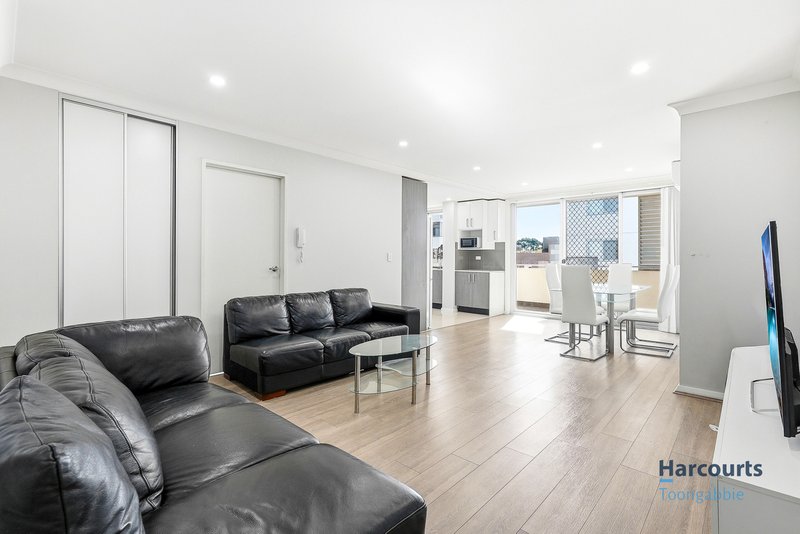 Photo - 202/19 Aurelia Street, Toongabbie NSW 2146 - Image 3