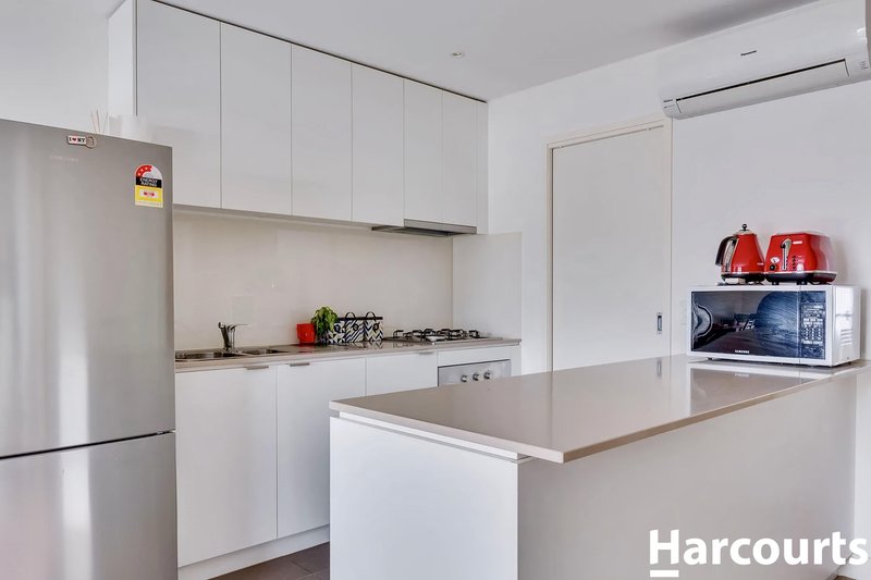 Photo - 20/219 Watton Street, Werribee VIC 3030 - Image 3