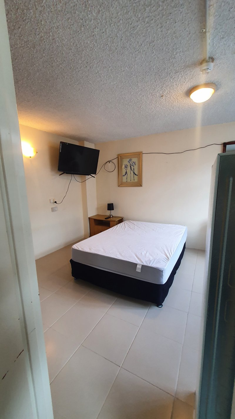 Photo - 202/2 Barney Street, Southport QLD 4215 - Image 5