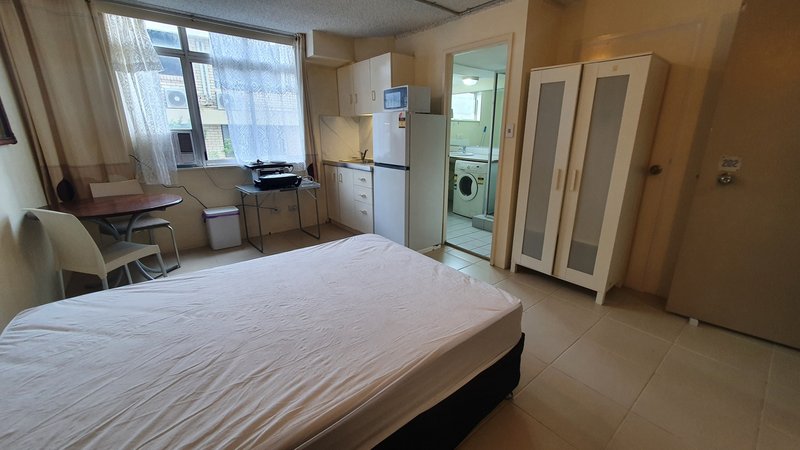 Photo - 202/2 Barney Street, Southport QLD 4215 - Image 12