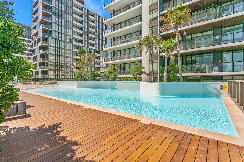 Photo - 202/2 Foreshore Boulevard, Woolooware NSW 2230 - Image 16