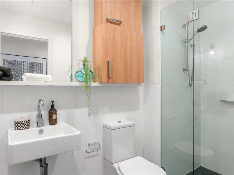Photo - 202/20-23 Levey Street, Wolli Creek NSW 2205 - Image 8