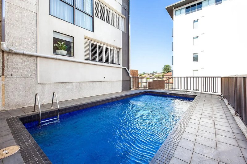 Photo - 202/200 Maroubra Road, Maroubra NSW 2035 - Image 3