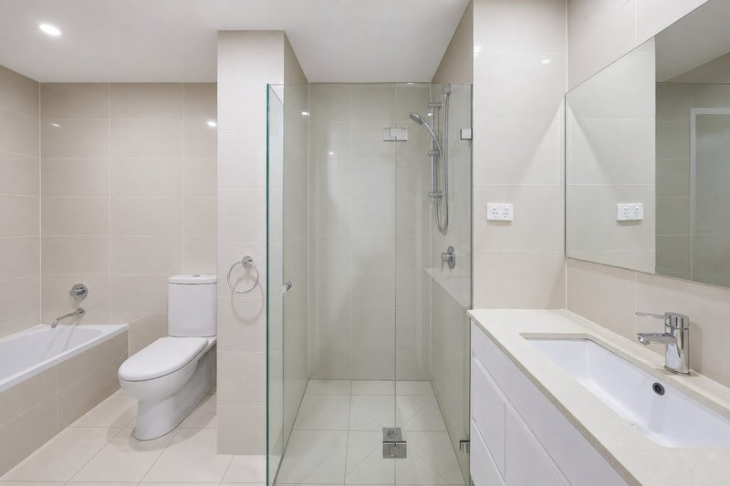 Photo - 202/25 Campbell Street, Parramatta NSW 2150 - Image 6