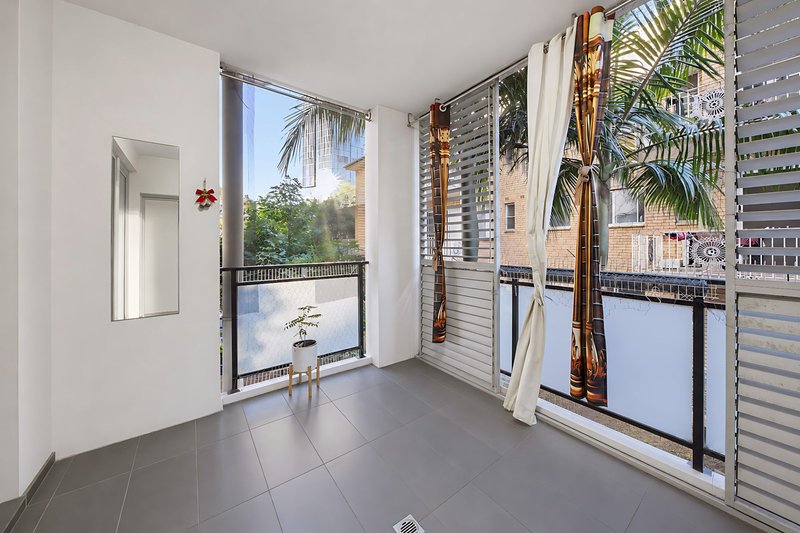Photo - 202/25 Campbell Street, Parramatta NSW 2150 - Image 9