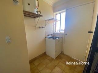 Photo - 20/23-29 Newton Street, Goulburn NSW 2580 - Image 8