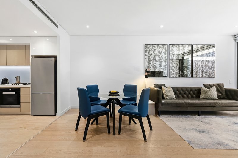 Photo - 202/320 Military Road, Cremorne NSW 2090 - Image 2