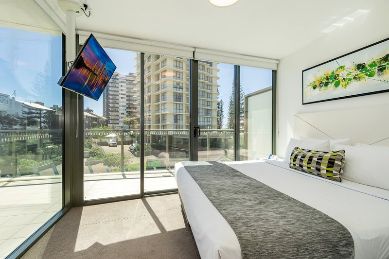 Photo - 202/3440 Surfers Paradise Boulevard, Surfers Paradise QLD 4217 - Image 5