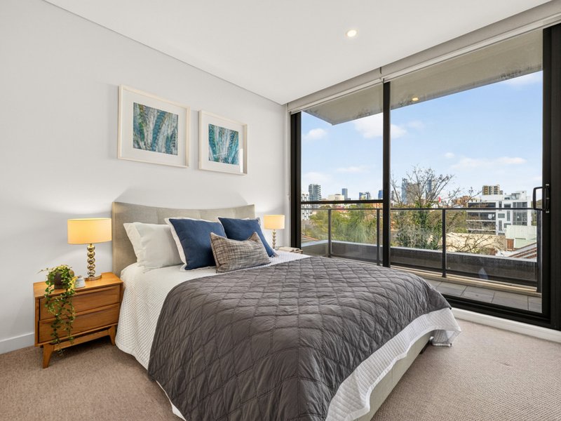 Photo - 202/35 Bronte Street, East Perth WA 6004 - Image 12
