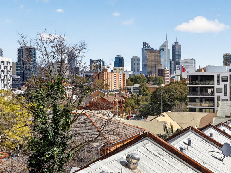 Photo - 202/35 Bronte Street, East Perth WA 6004 - Image 23