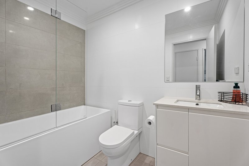 Photo - 202/36 Barber Avenue, Penrith NSW 2750 - Image 6