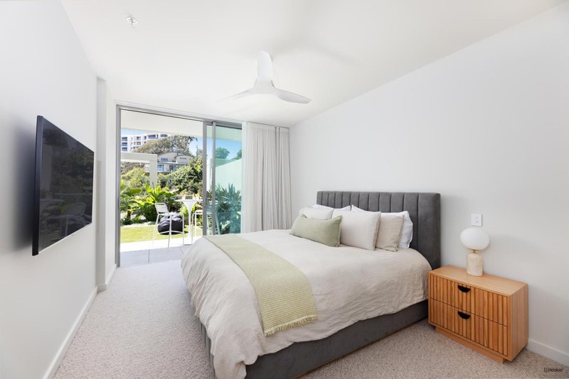 Photo - 202/4 Miles Street, Coolangatta QLD 4225 - Image 17