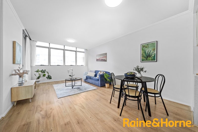 Photo - 202/4 Timbrol Avenue, Rhodes NSW 2138 - Image 3
