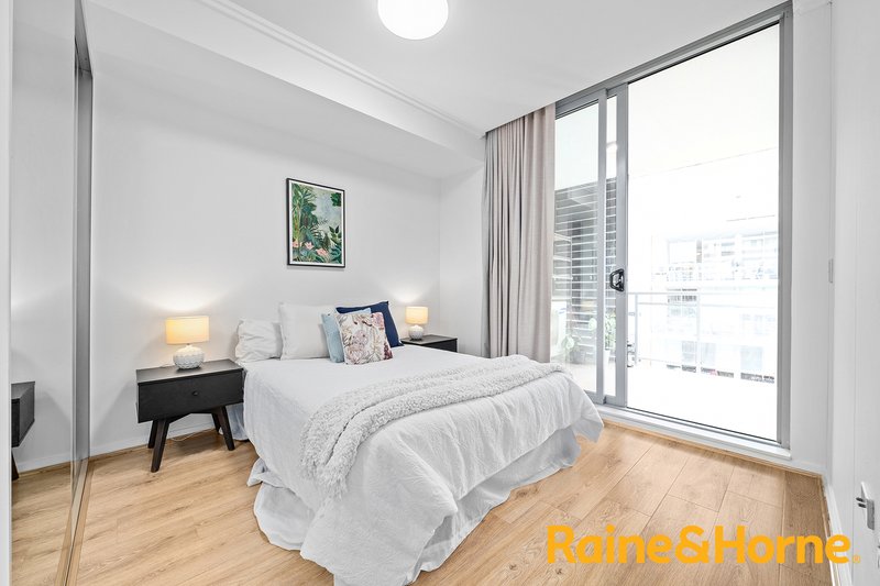 Photo - 202/4 Timbrol Avenue, Rhodes NSW 2138 - Image 6