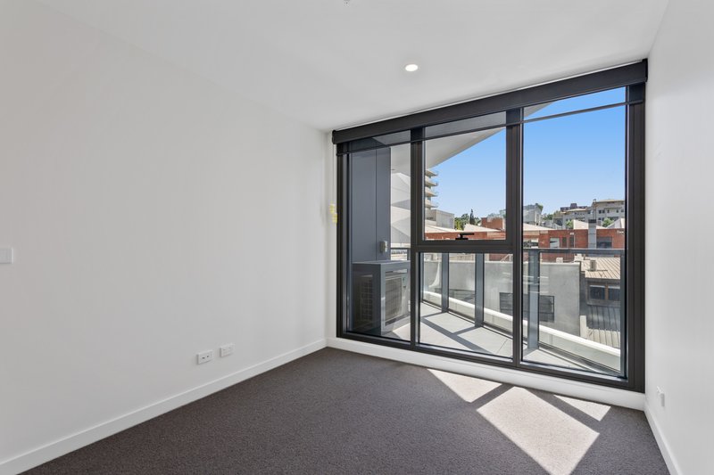 Photo - 202/42-48 Claremont Street, South Yarra VIC 3141 - Image 4