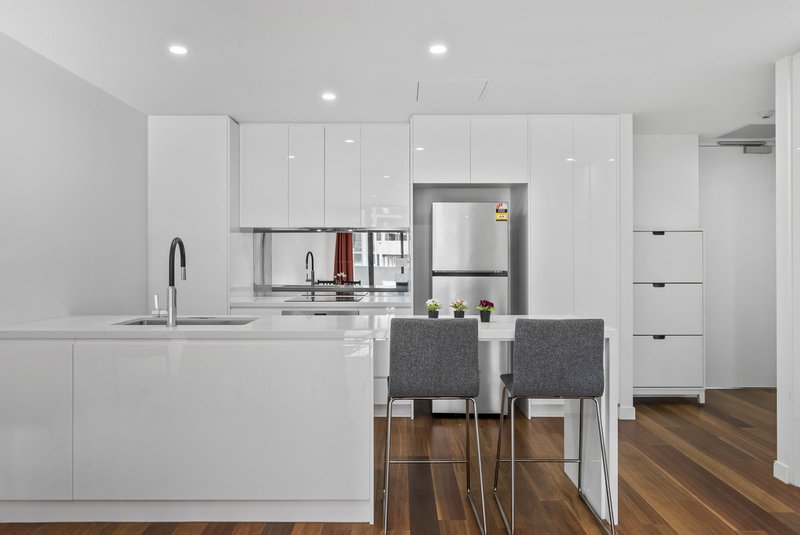Photo - 202/47 Currong Street, Braddon ACT 2612 - Image 1