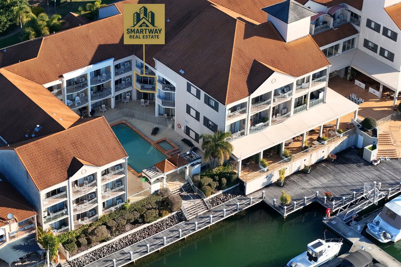 Photo - 2025/11 John Lund Drive, Hope Island QLD 4212 - Image 2
